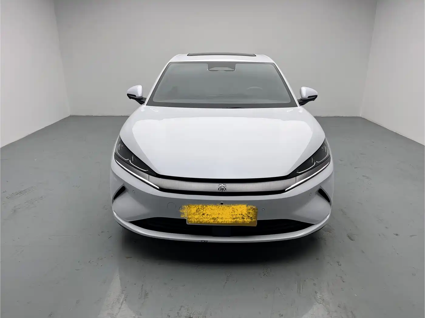BYD Qin L 2025 EV 470KM Leading Edition фото 2