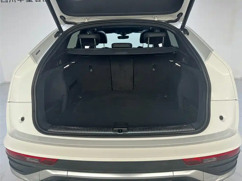 Audi Q5L Sportback 2022 40 TFSI Luxury фото 5