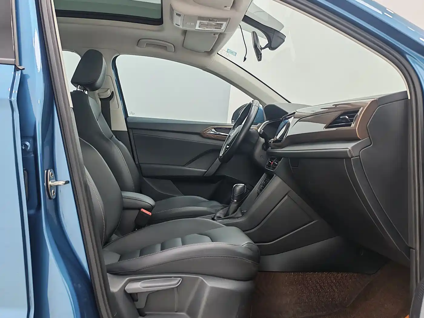 Volkswagen Tharu 2021 Model 280TSI 2WD Comfort Edition фото 9
