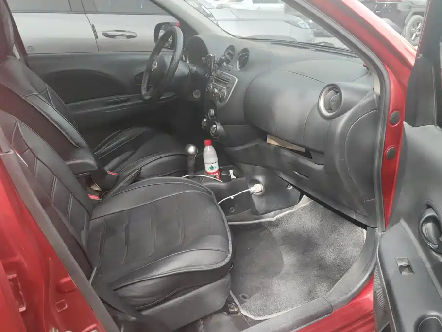 Nissan March 2015 2010 1.5L Automatic Easy Shine Edition
