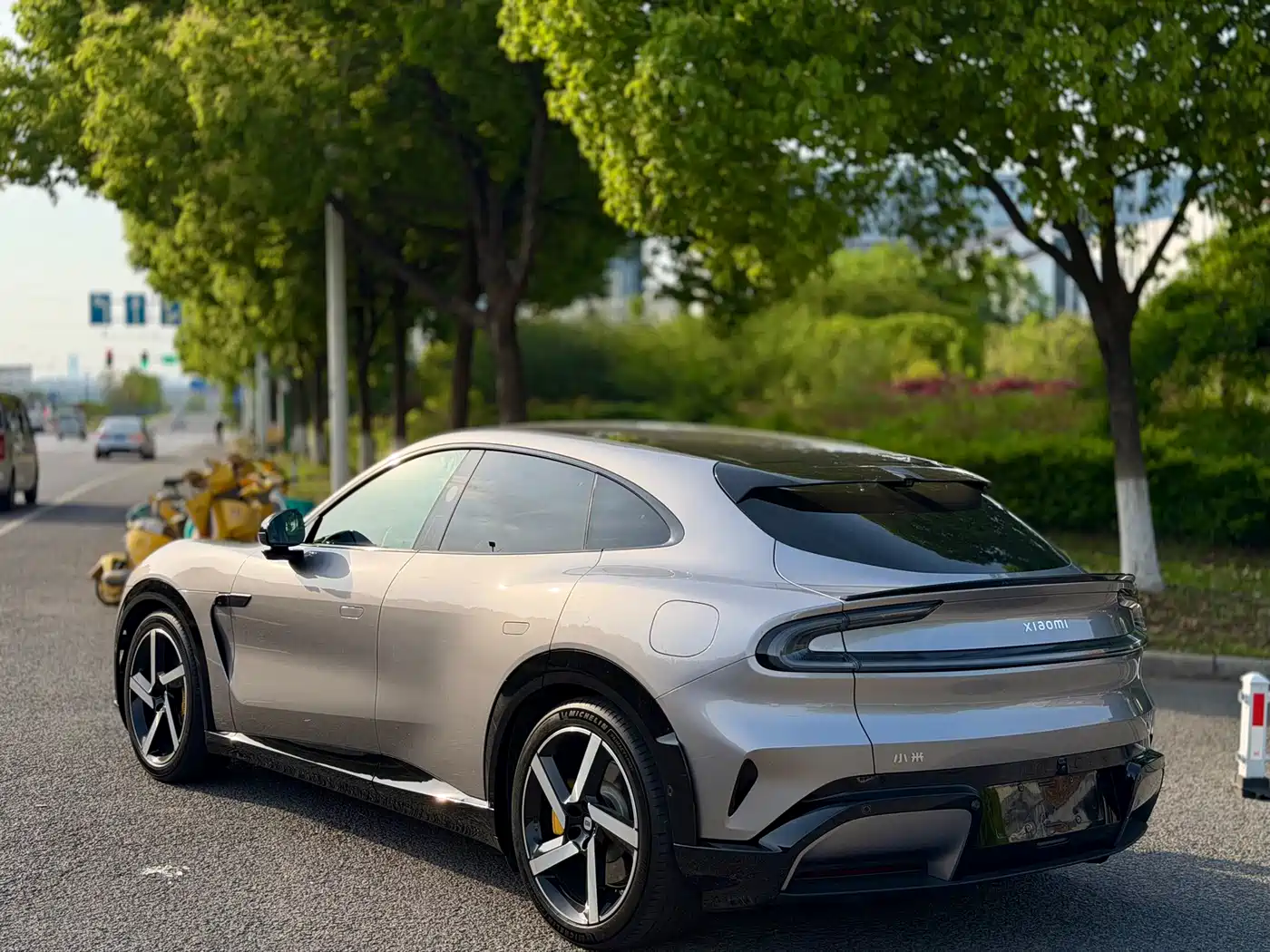 Xiaomi Auto Xiaomi YU7 2025 Extended Range AWD Pro фото 4