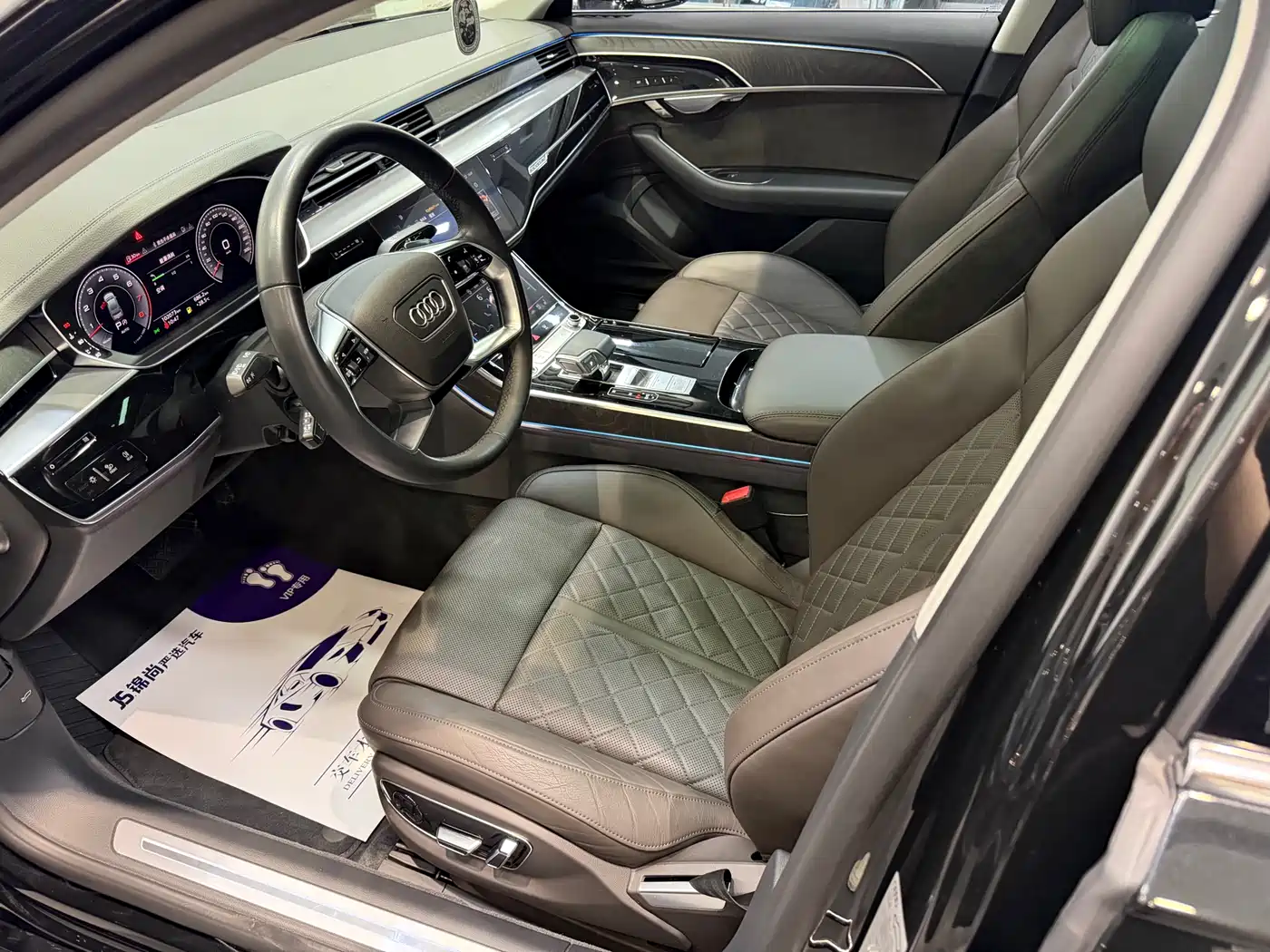 Audi A8 2022 A8L 50 TFSI quattro Comfort Collector's Edition фото 6