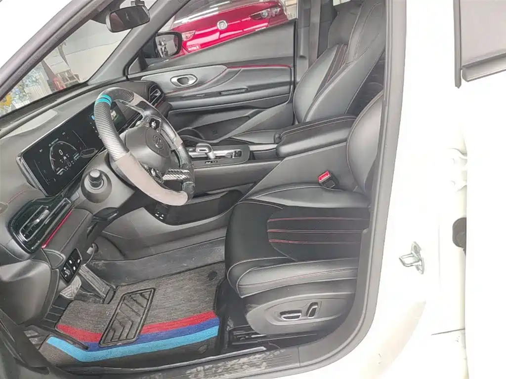 GAC Trumpchi Trumpchi Emkoo 2023 Shadow Leopard H High-Efficiency Hybrid фото 15