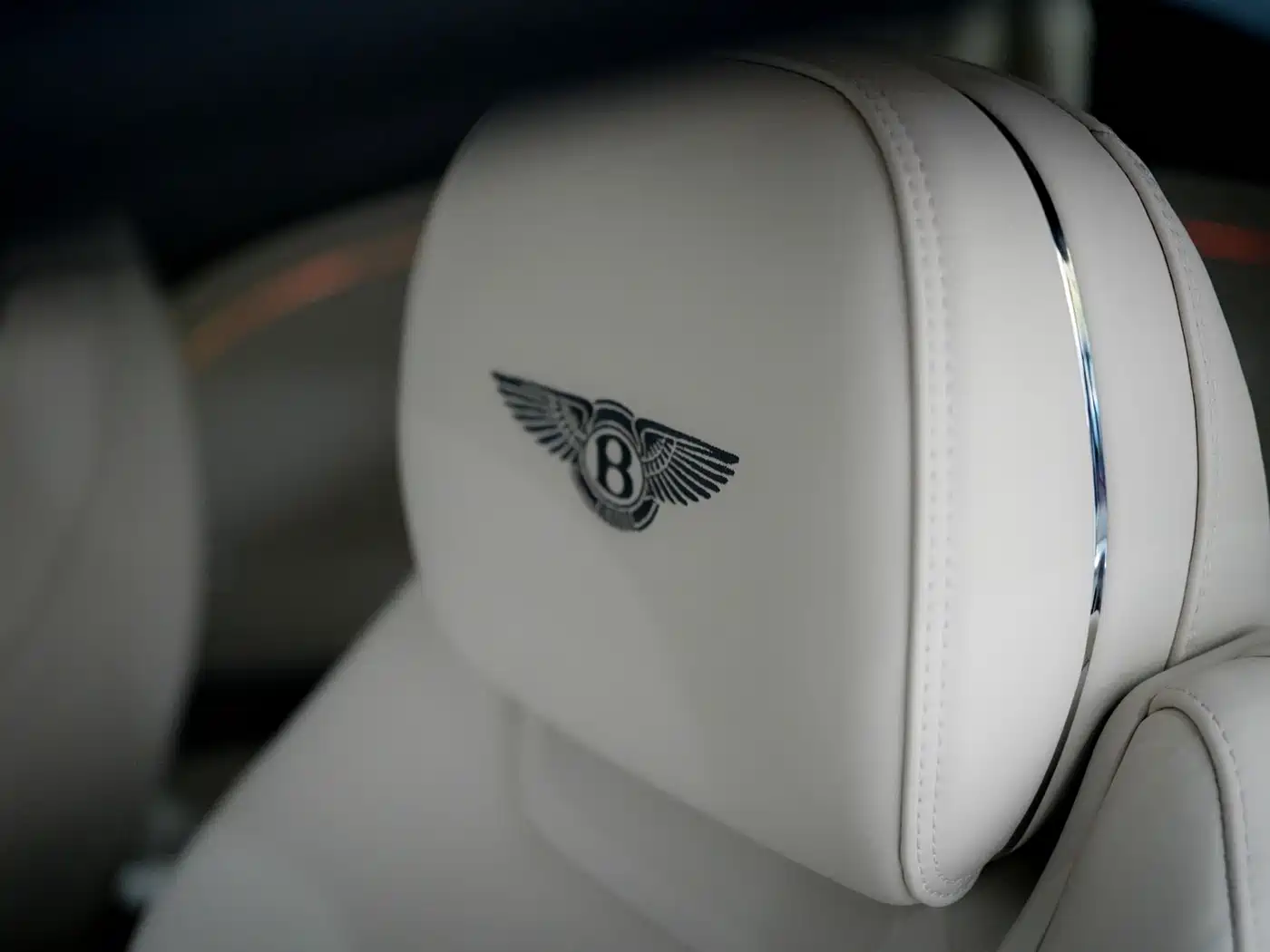 BENTLEY CONTINENTAL PLUG IN HYBRID