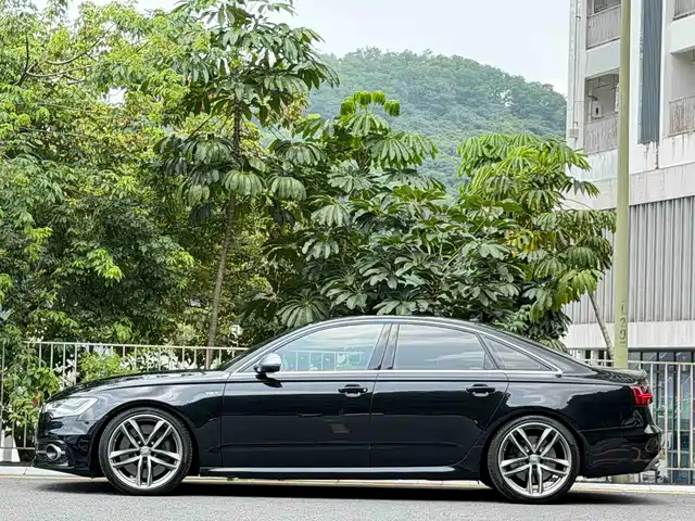 Audi S6 2013 S6 4.0TFSI — фото 4