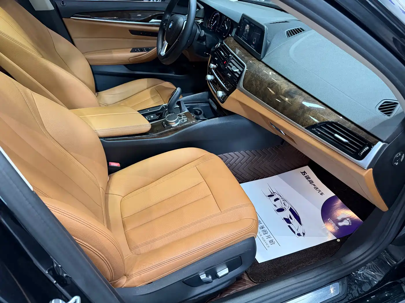 BMW 5 Series 2018 528Li Launch Special Edition фото 10