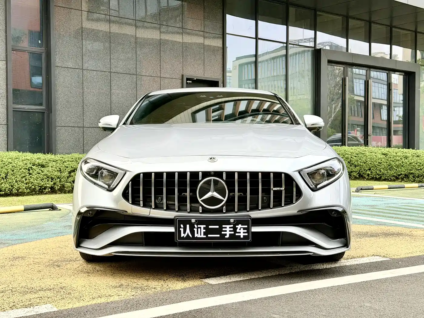 MERCEDES-BENZ CLS