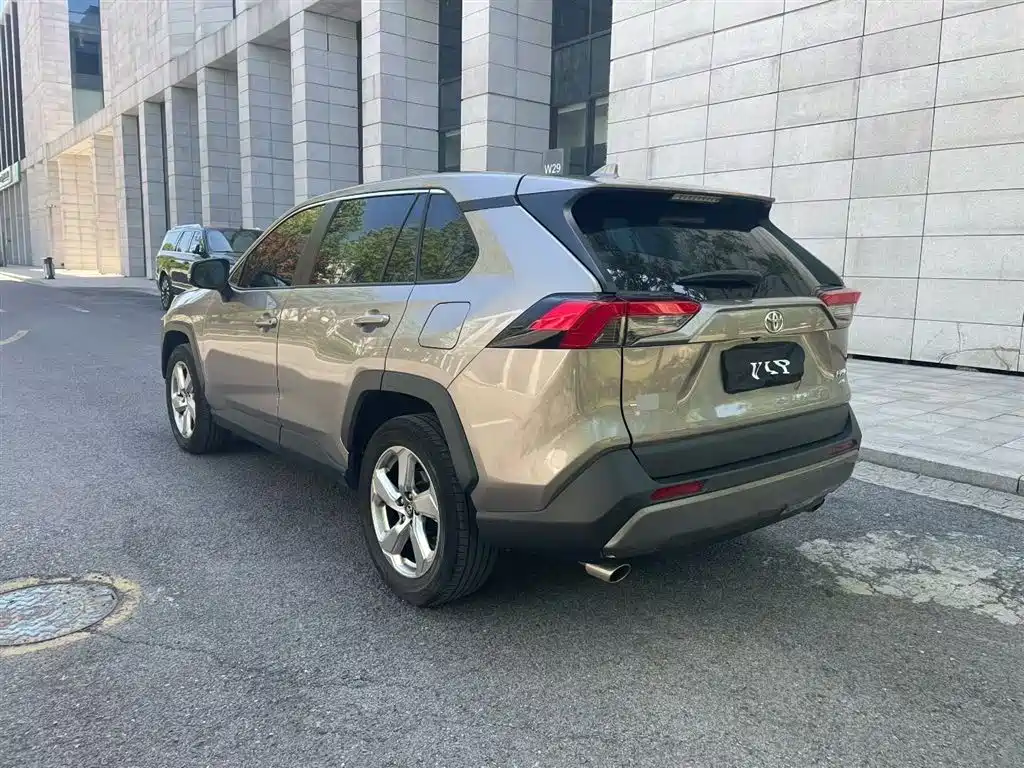 Toyota RAV4 Rongfang 2021 2.0L CVT 4WD Trend PLUS фото 6