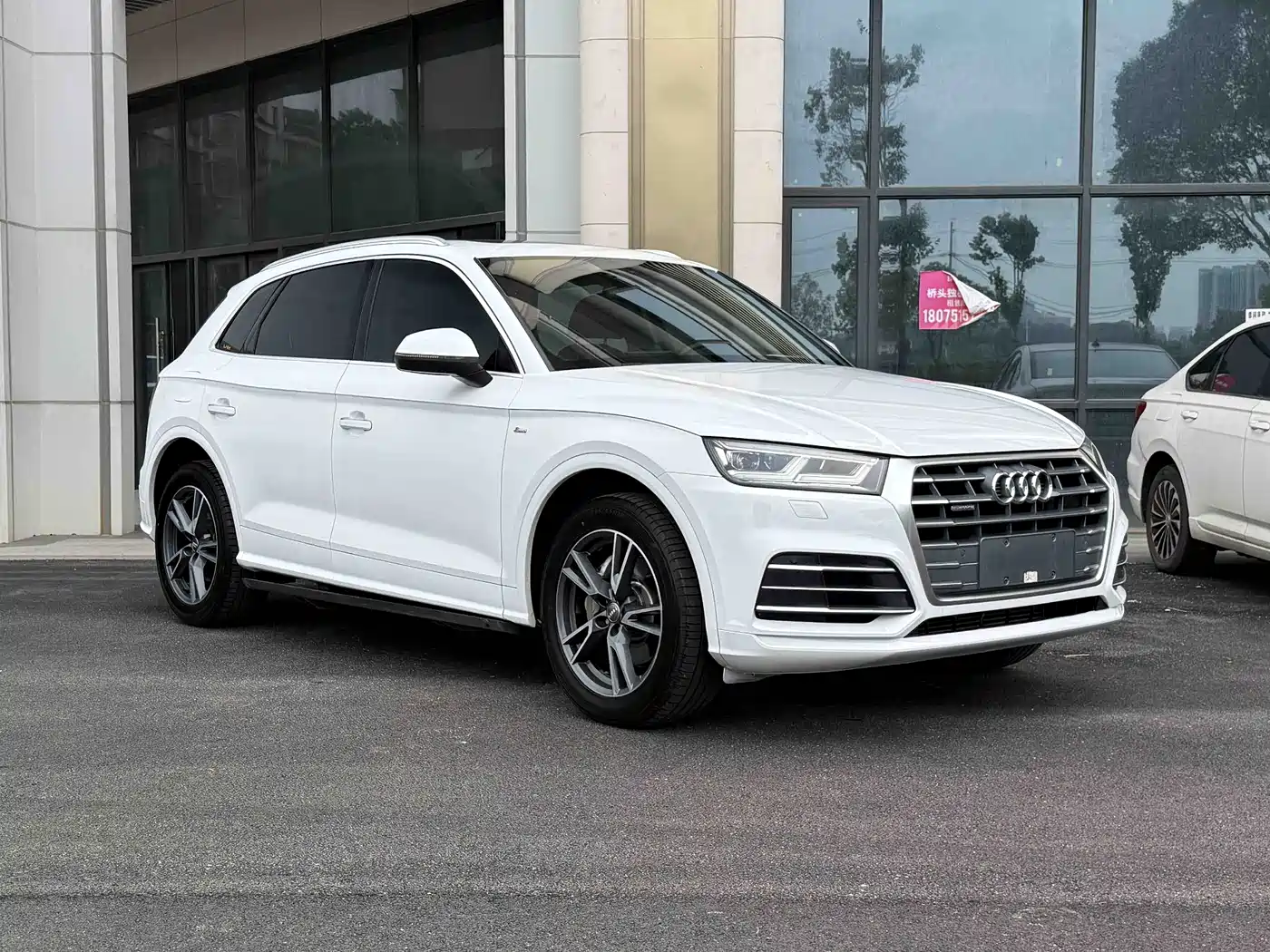 Audi Q5L 2018 40 TFSI Prestige Fashion (China V) фото 3