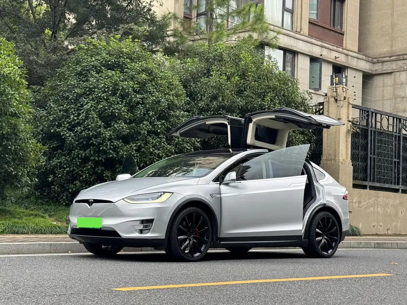 Tesla Model X 2017 2016 Model X P90D