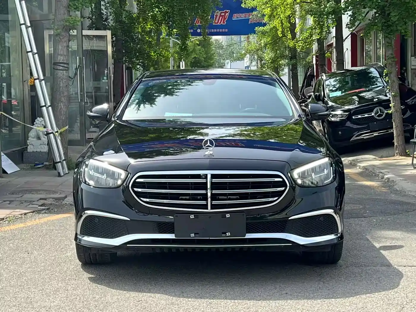 Mercedes-Benz E-Class 2022 E 300 L Luxury фото 2