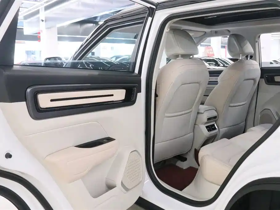 GEELY AUTOMOBILE GEELY ICON