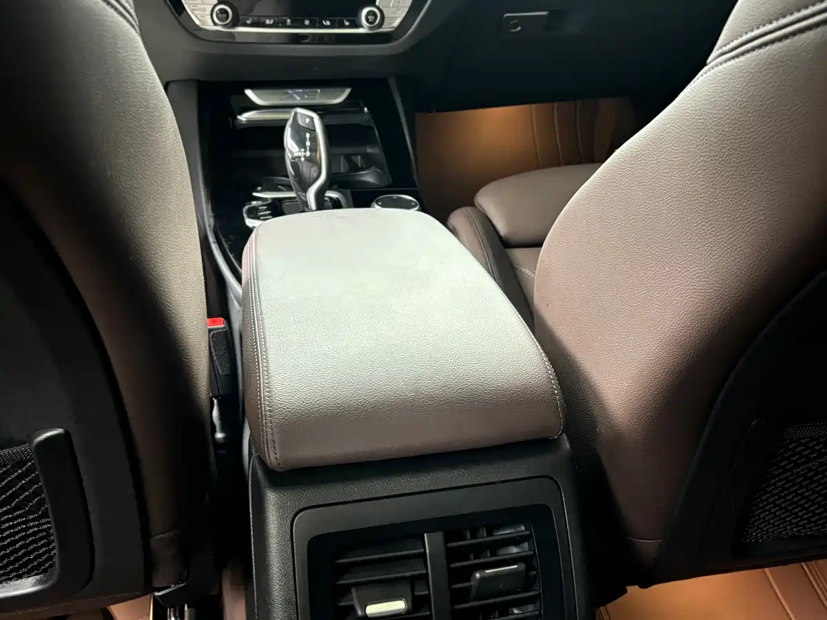 BMW X3 2021 xDrive28i Luxury Package фото 14