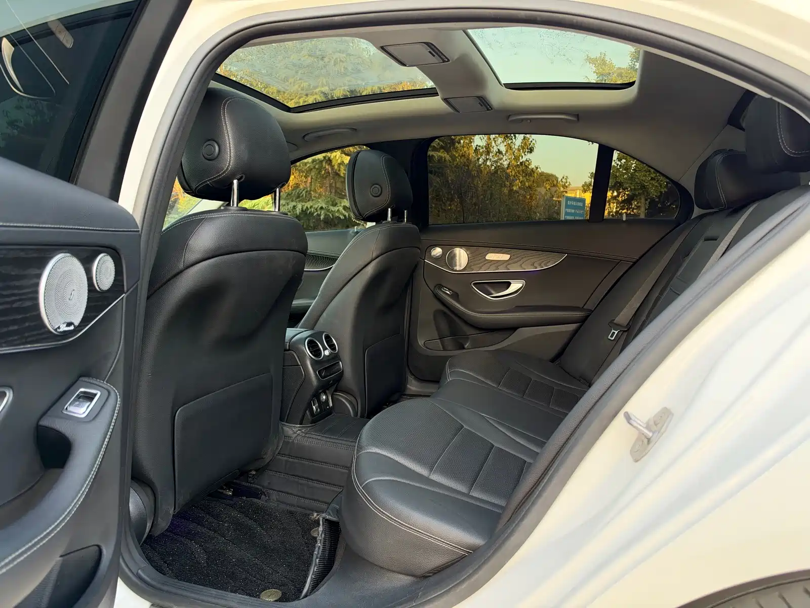 Фото 8 - Mercedes-Benz C-Class