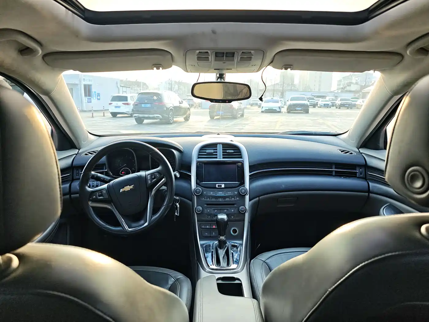 Chevrolet Malibu 2013 2.0L Automatic Luxury Edition фото 12