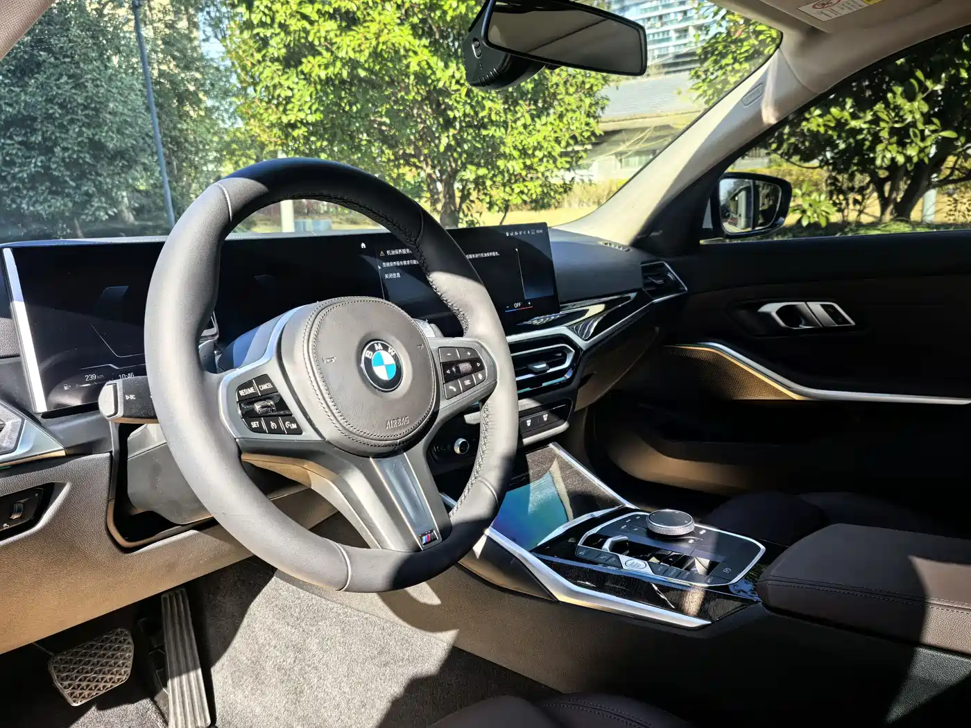 BMW 3 Series 2023 325Li M Sport Package фото 8