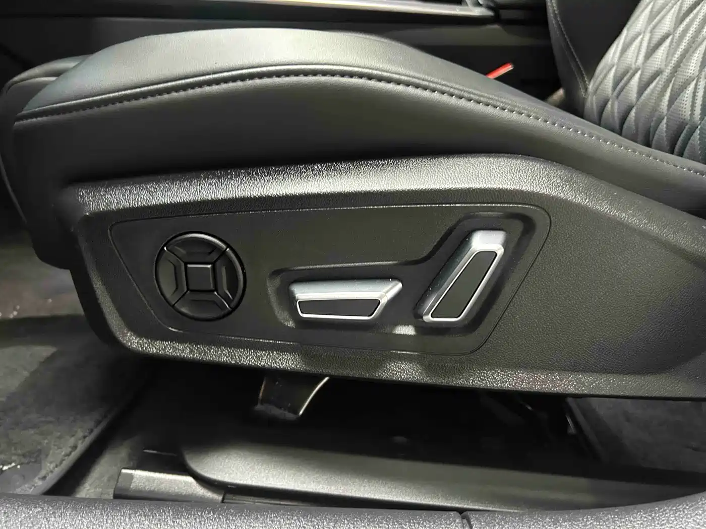 Audi A6L 2025 45 TFSI Premium Sport фото 12