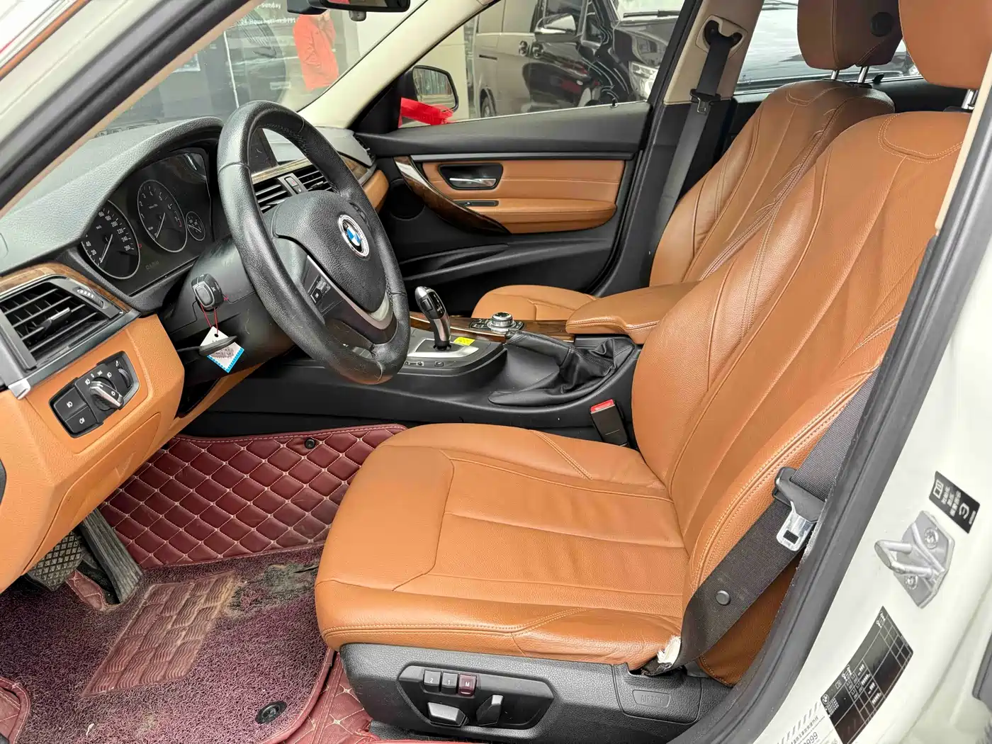 BMW 3 Series 2013 Facelift 320Li Luxury Design Package фото 9
