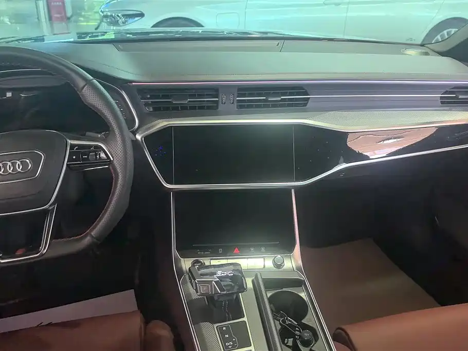 Audi A6L 2024 45 TFSI Premium Dynamic фото 13