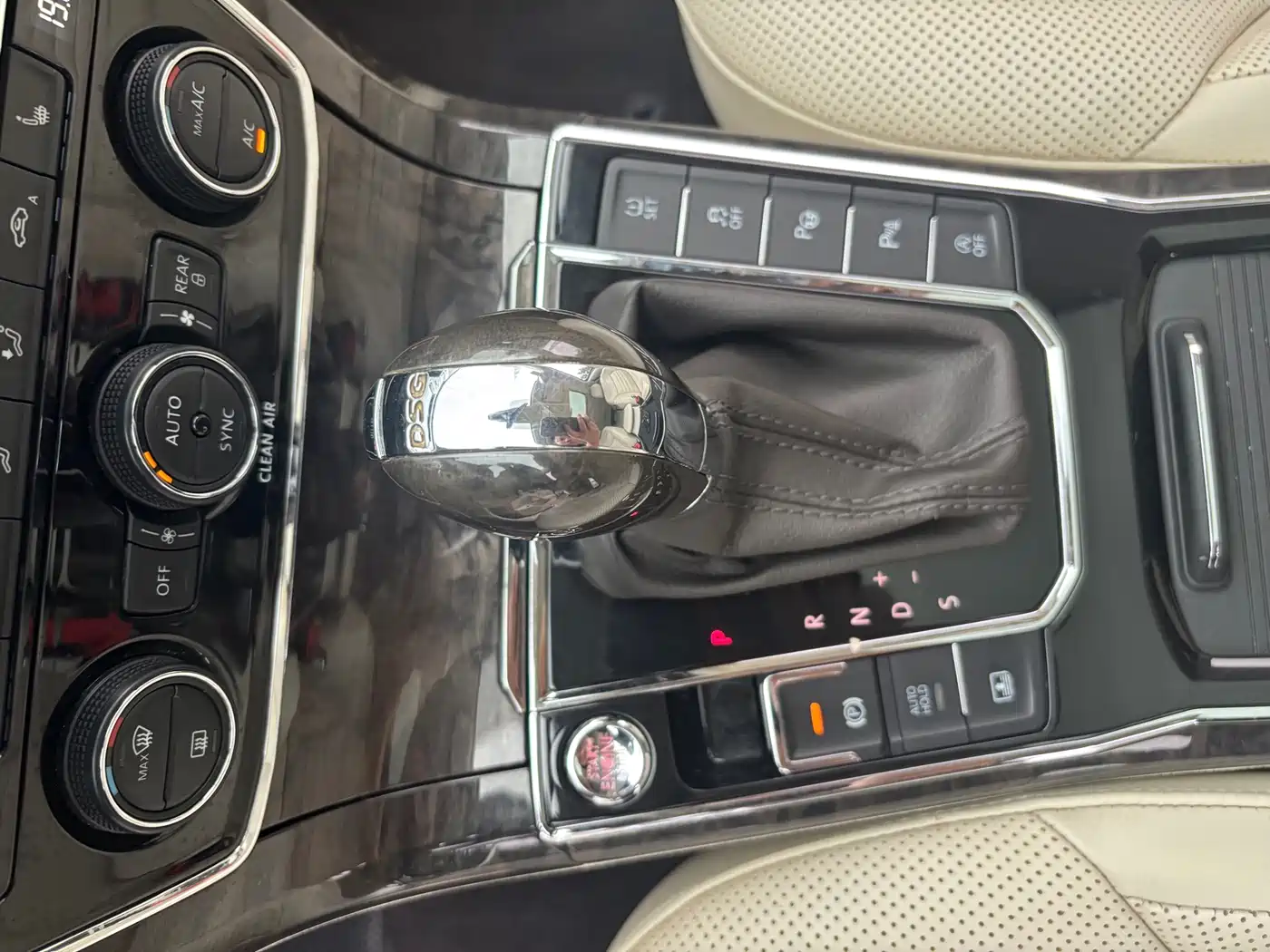 Фото 15 - Volkswagen Passat