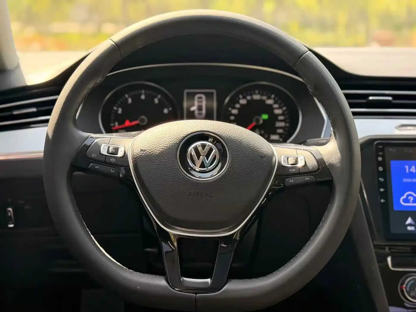 Volkswagen Magotan 2019 330TSI DSG Leading China V фото 18