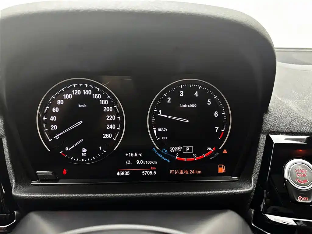 BMW 1 Series 2022 120i M Sport Shadow Edition фото 12