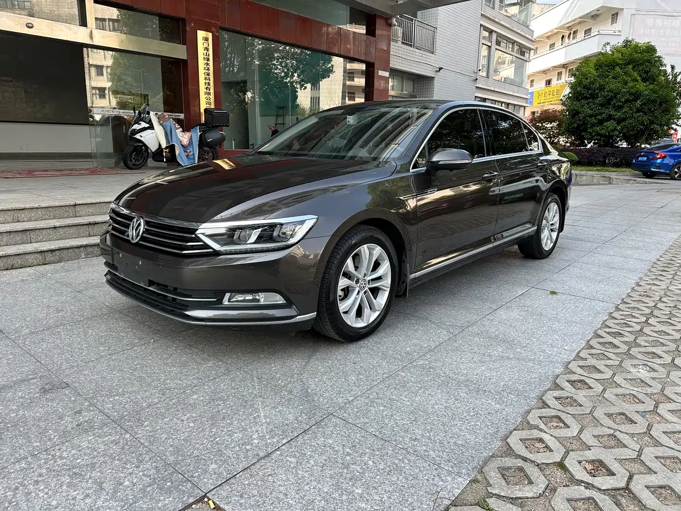 VOLKSWAGEN MAGOTAN 2019