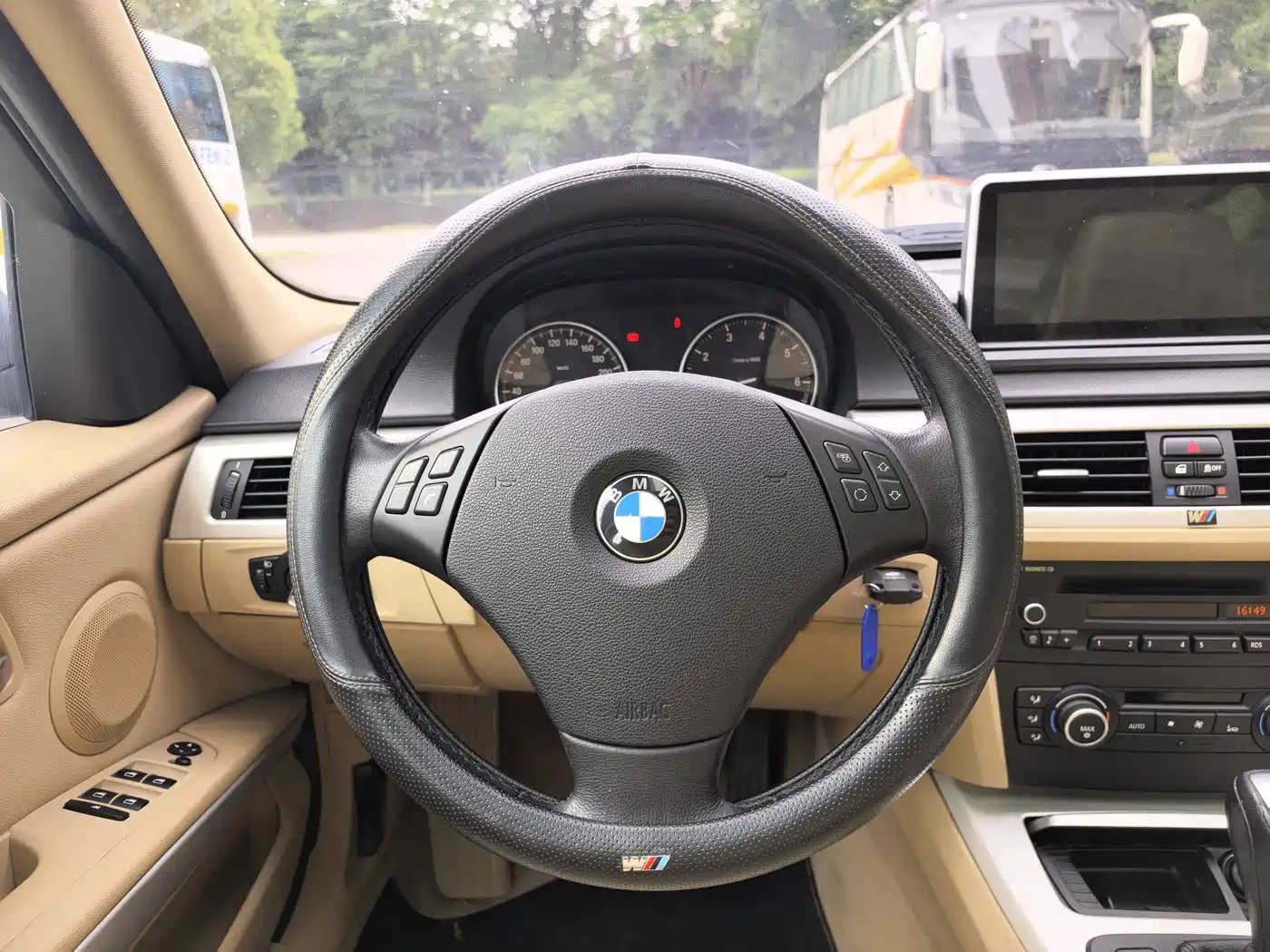 BMW 3 Series (Import) 2012 318i Leading фото 8