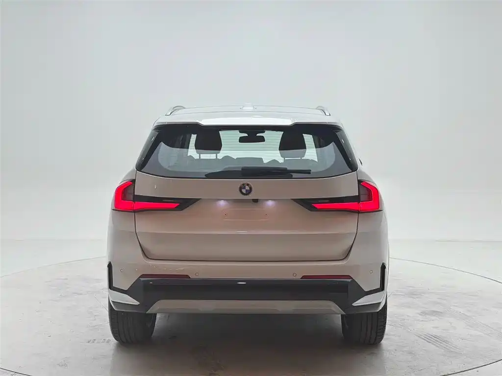 BMW X1 2023 sDrive20Li X Design Package фото 5