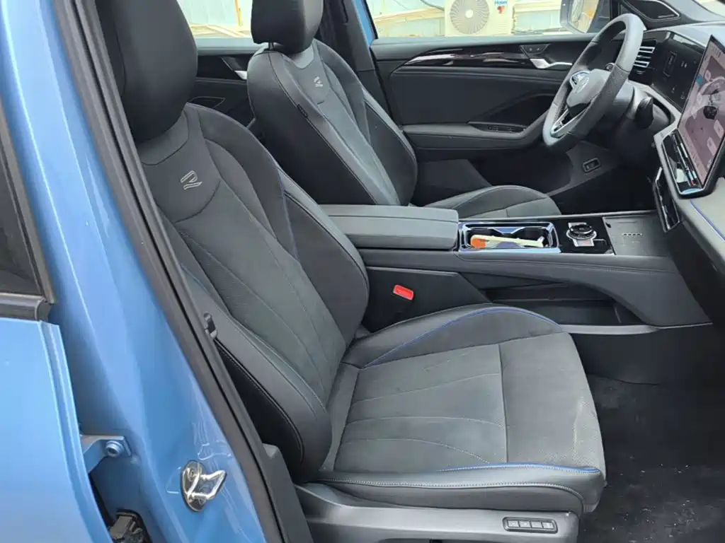Volkswagen Tiguan L 2025 2026 PRO 380TSI 4WD R-Line Smart Premium Edition