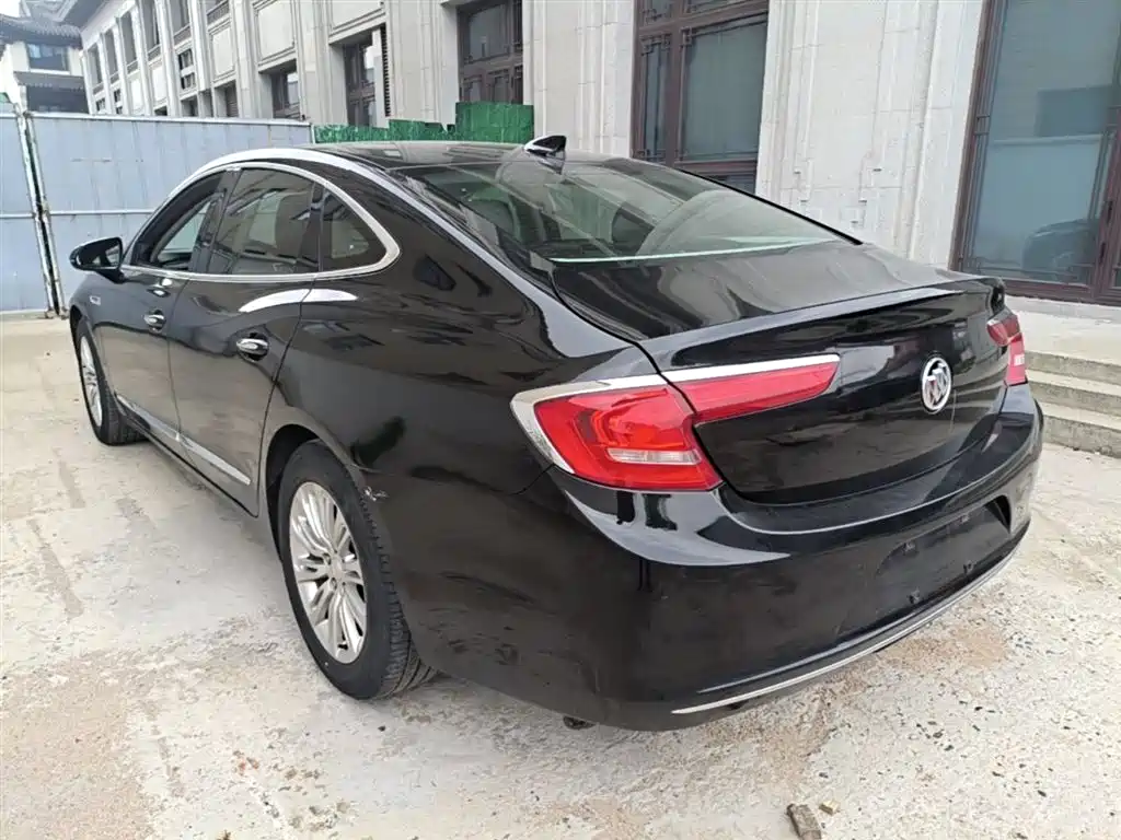 Buick LaCrosse 2018 Model 20T Elite Edition фото 5