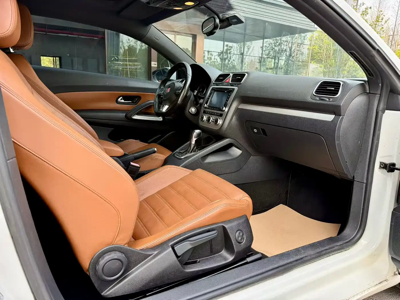 Volkswagen Scirocco 2013 2.0TSI GTS фото 8