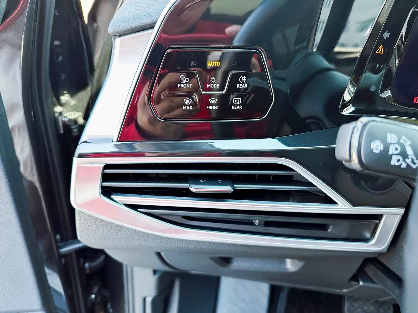 Volkswagen Volkswagen Talagon 2023 Facelift 530TSI 4WD Flagship Victory Pro Edition 6-Seater 14