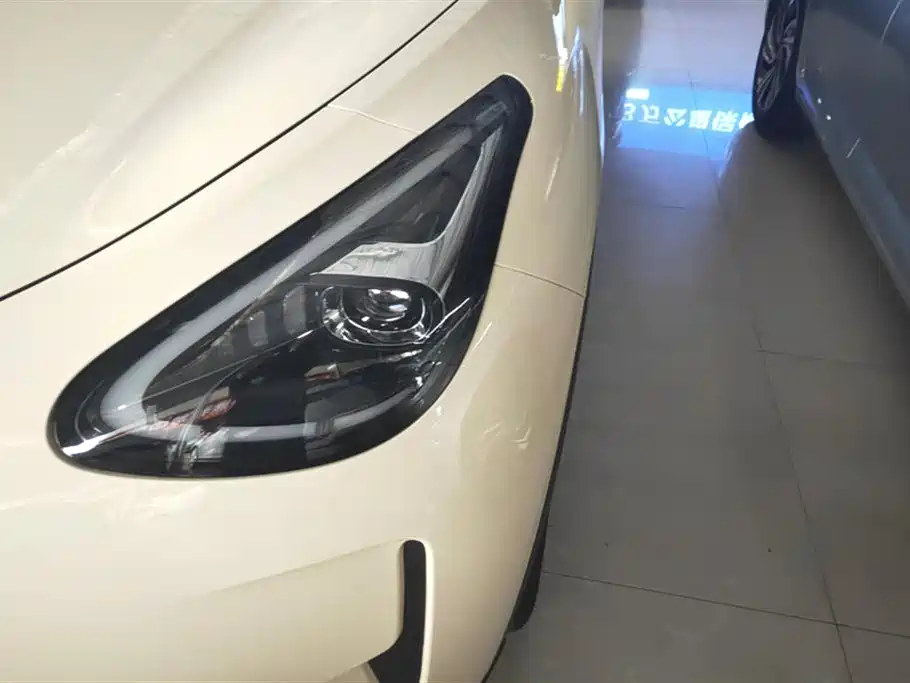 GEELY GALAXY STAR WISH