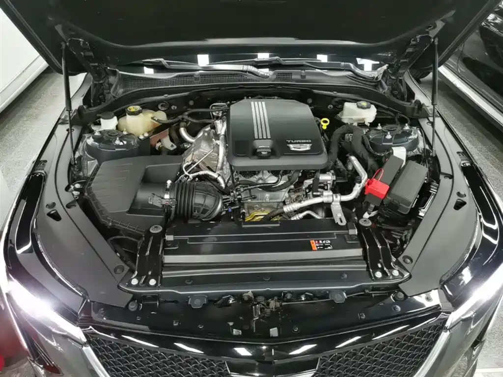 Cadillac CT4 2021 28T Premium Edition фото 20