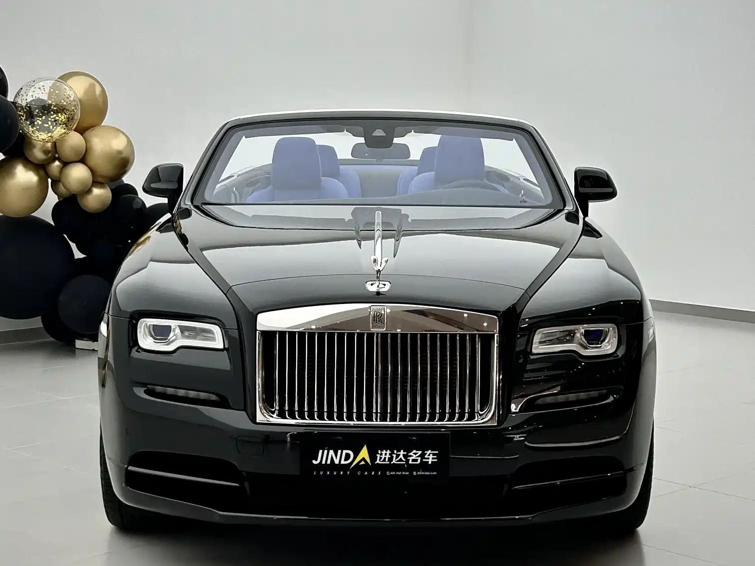 Фото 2 - Rolls-Royce Dawn