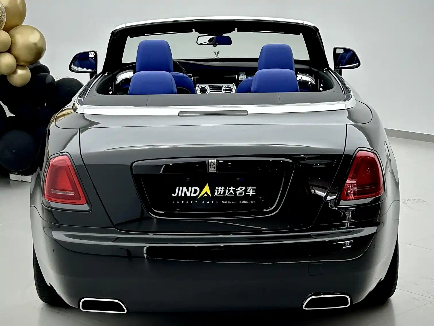 Фото 14 - Rolls-Royce Dawn