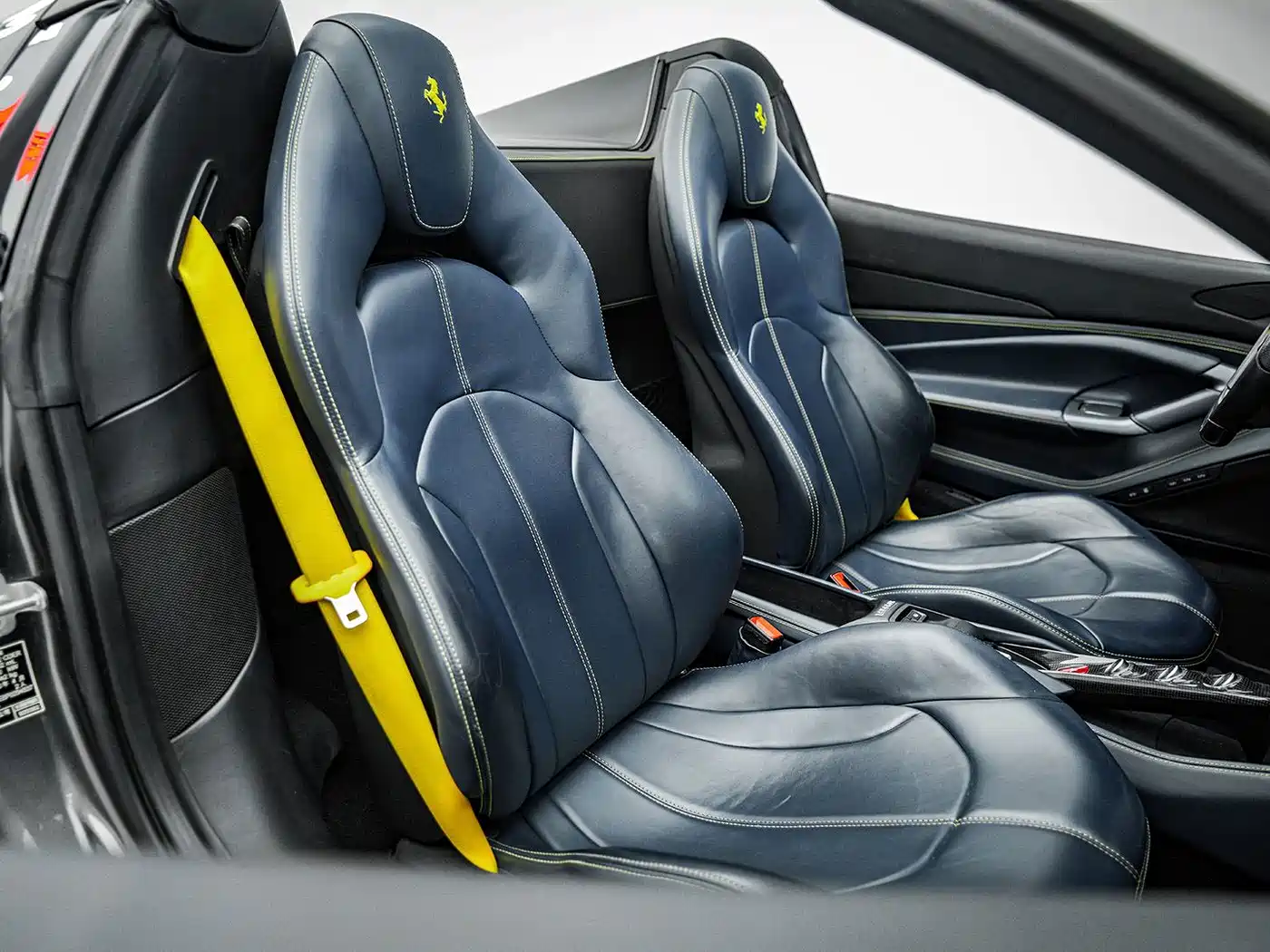 Ferrari F8 2023 2020 Spider 3.9T V8