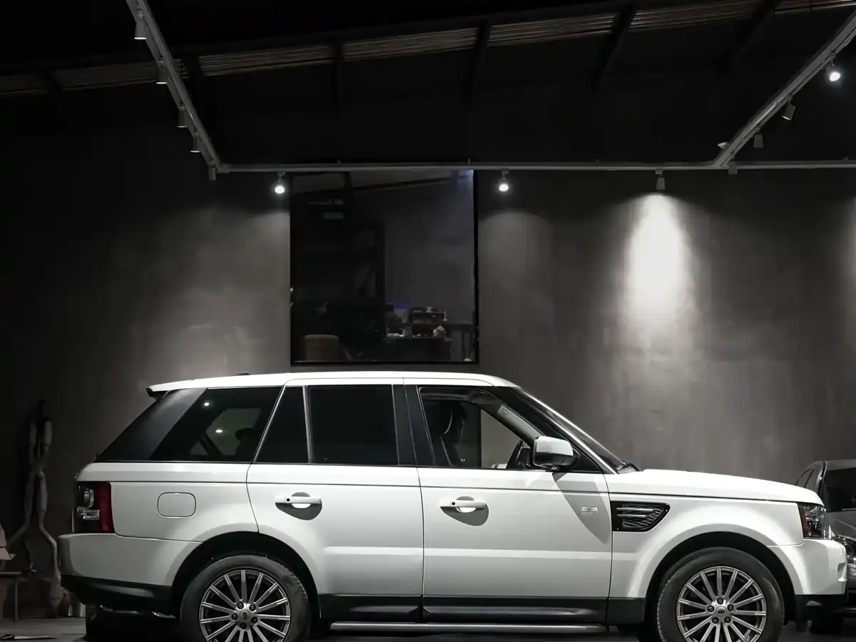 Photo 4 - Land Rover Range Rover Sport