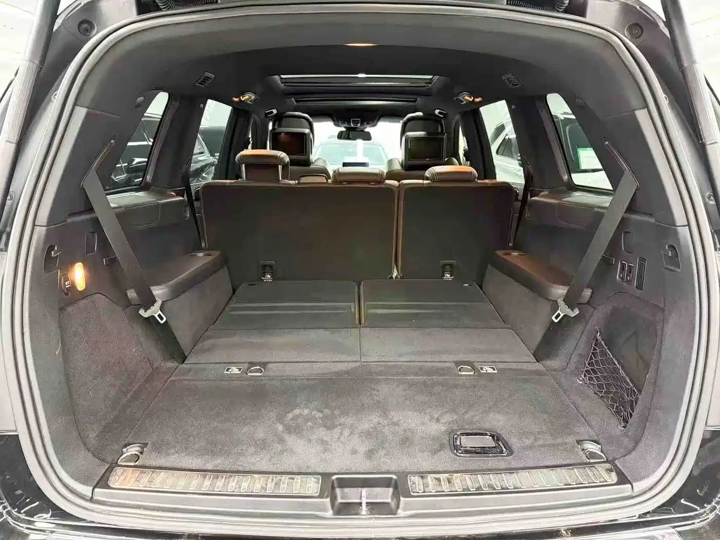 Mercedes-Benz GLS AMG 2017 AMG GLS 63 4MATIC фото 19