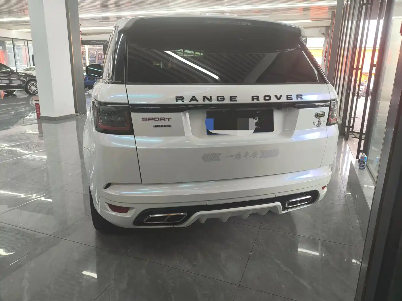 Land Rover Range Rover Sport 2015 3.0 SDV6 HSE фото 4