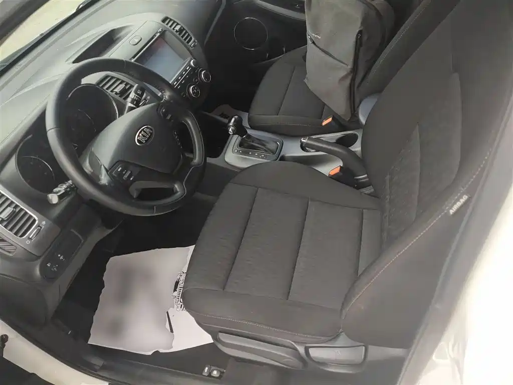 Kia K3 2015 1.6L Automatic GLS фото 15