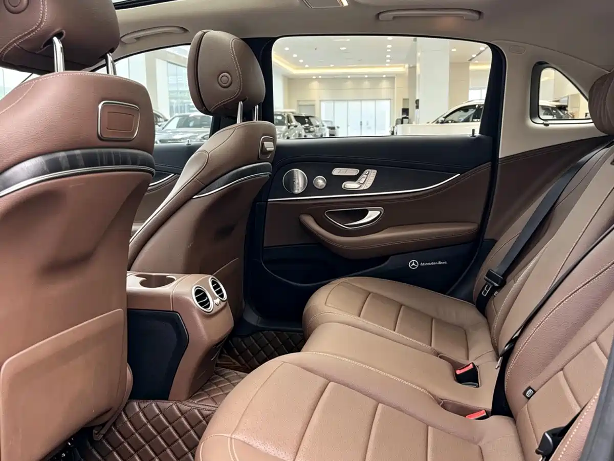 Mercedes-Benz E-Class 2020 Facelift E 300 L Sport Exclusive фото 11