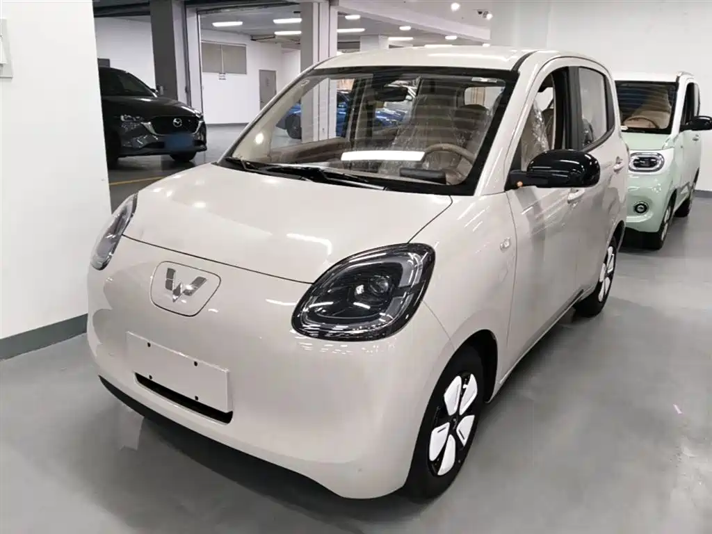 Wuling Motors Hongguang MINIEV 2026 2025 4-Door Advanced