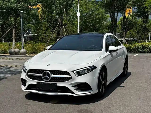 Mercedes-Benz A-Class 2022 Facelift II A 200 L Sport Sedan Fashion — фото 1