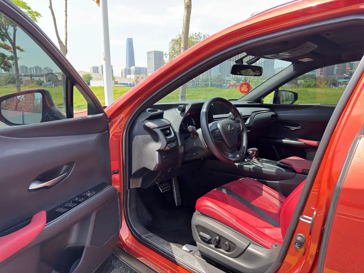 Lexus UX 2019 260h F SPORT Edition (China V) фото 9