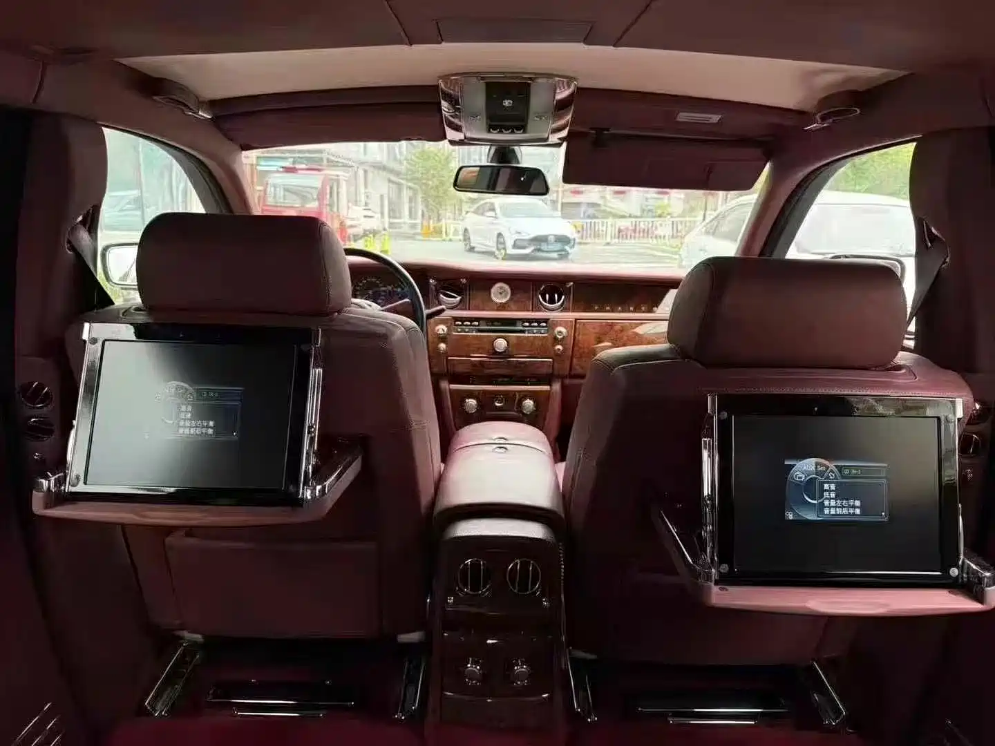Фото 7 - Rolls-Royce Phantom
