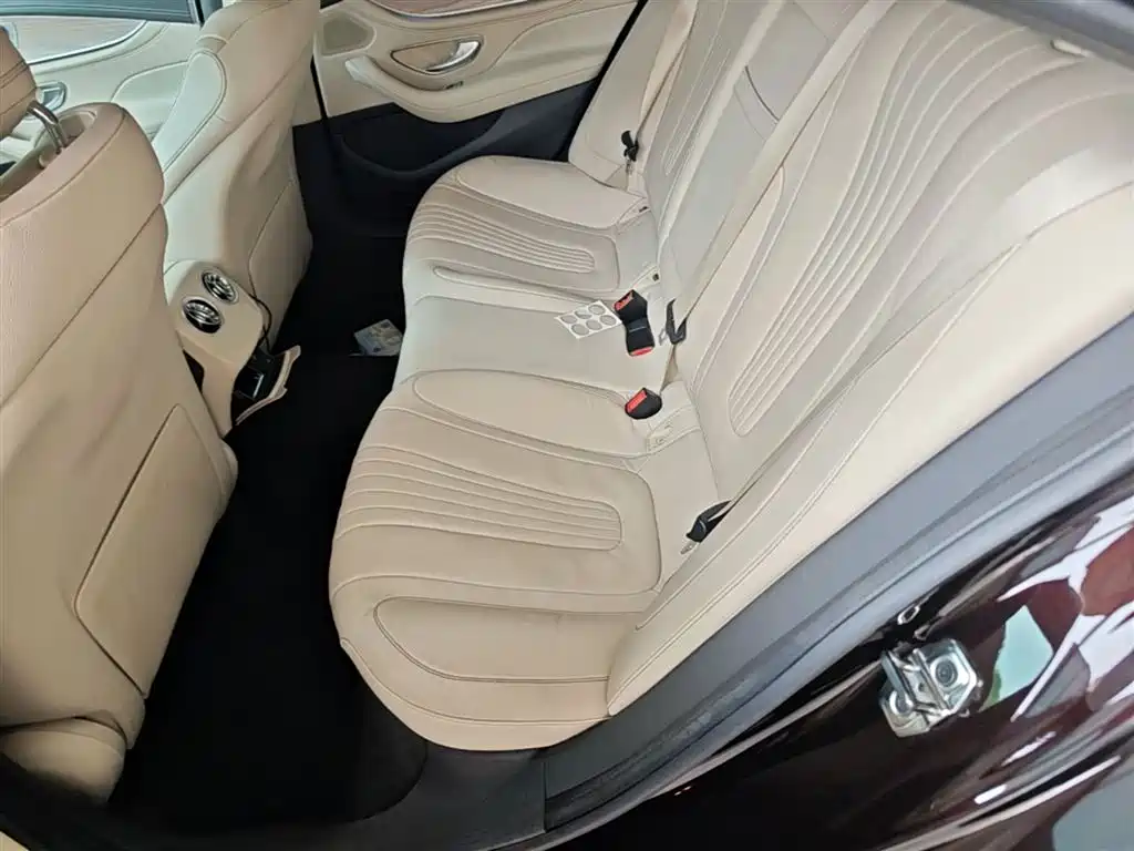 Mercedes-Benz CLS 2018 CLS 300 Dynamic фото 17