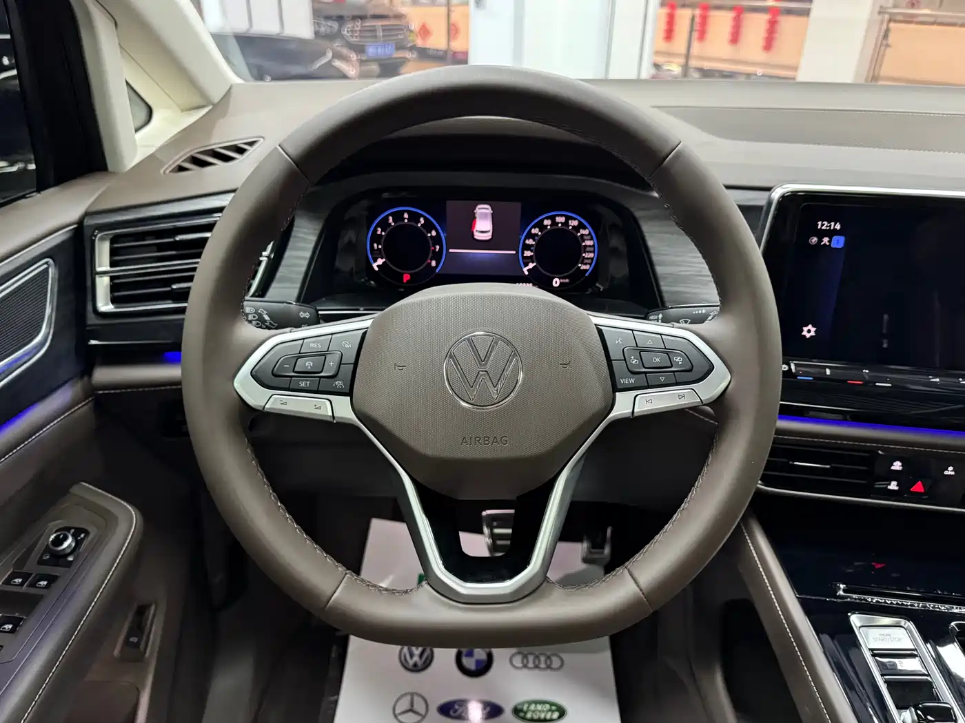 Volkswagen Viloran 2024 380TSI Executive Edition фото 9