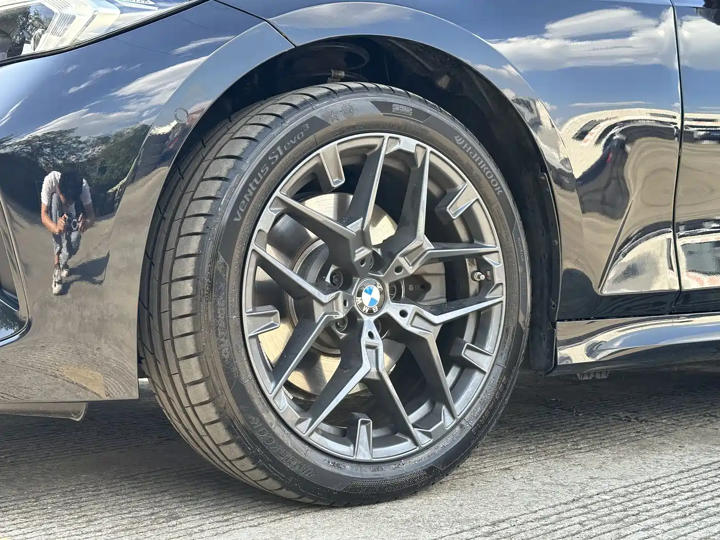 BMW 3 Series 2025 330Li M Sport Night Edition фото 7